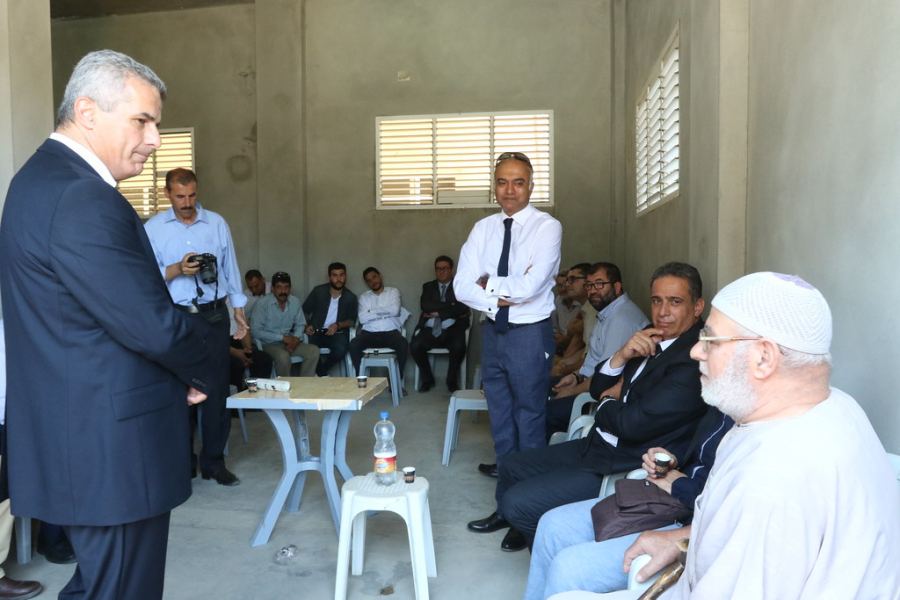 بلدية غزة تطلع وفداً من المانحين على مشاريع تنفذها في المدينة